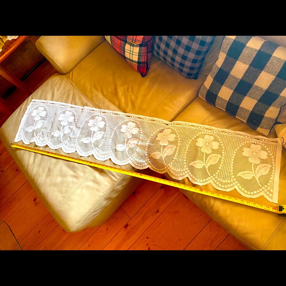 Floral lace window valance